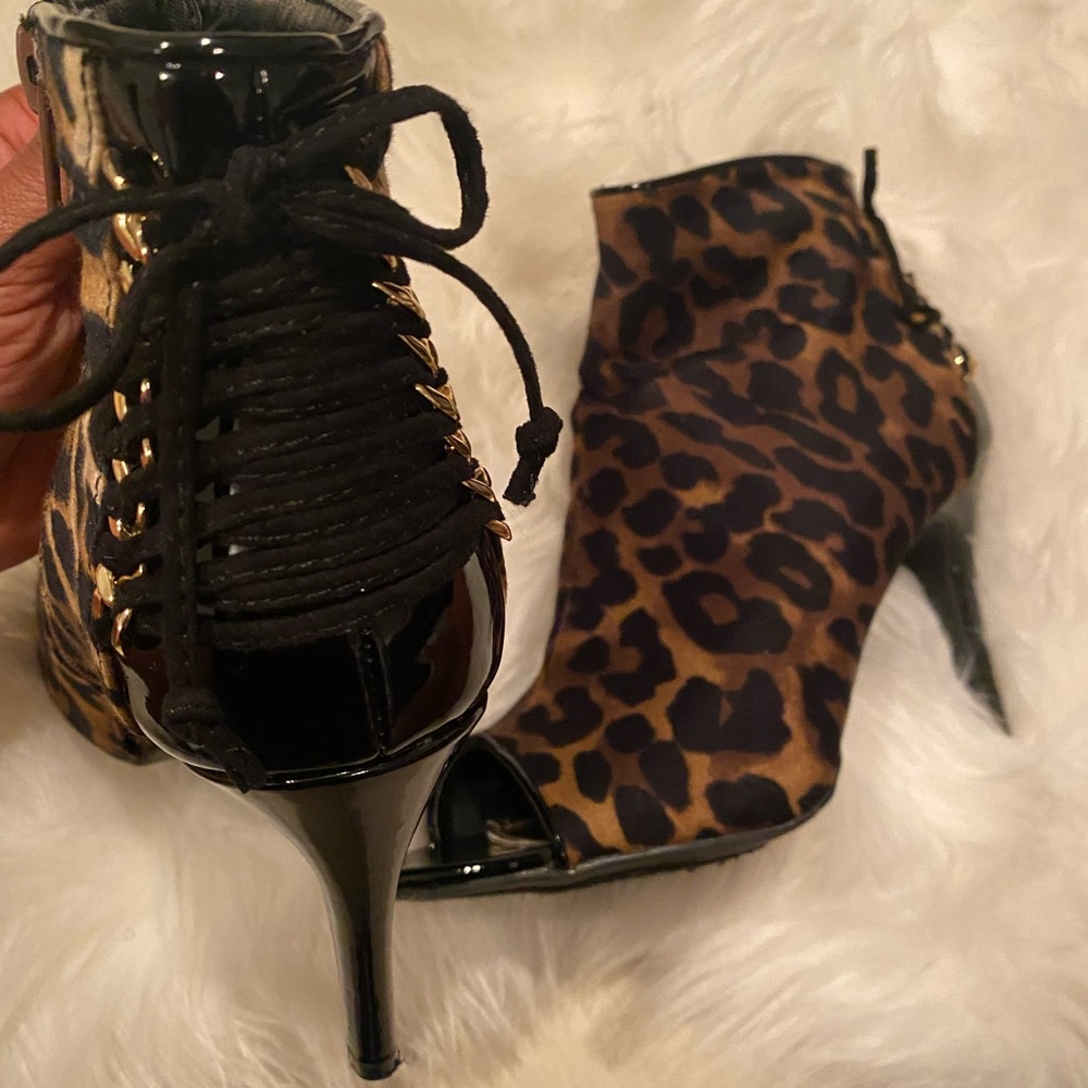 Leopard Print Heels - image 4